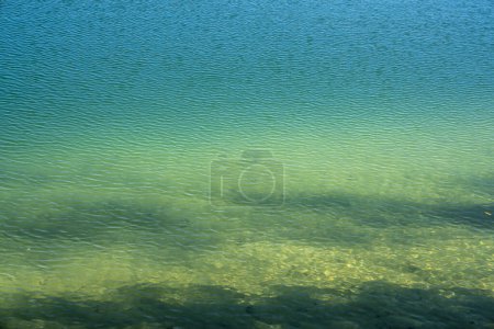Téléchargez les photos : Mer bleue et vagues - en image libre de droit