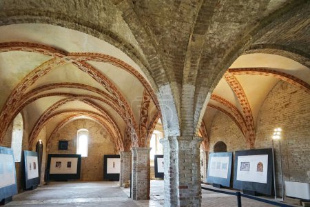 Foto de Sala capitular de la Abadía de San Galgano, Toscana, Italia - Imagen libre de derechos