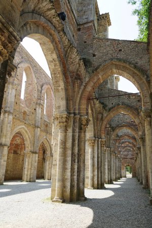 Foto de Interior de la Abadía de San Galgano, Toscana, Italia - Imagen libre de derechos