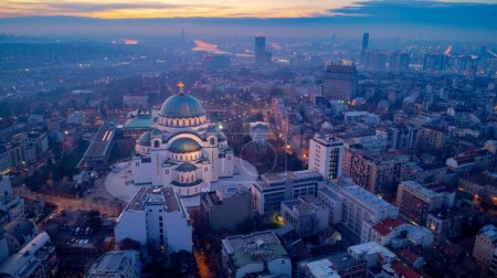 Blick auf den Heiligen Sava, orthodoxe Kirche in Belgrad, Serbien.