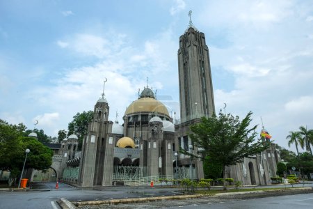Foto de Klang, Malasia - Octubre 2022: El sultán Diraja Sulaiman es la mezquita real de Selangor el 22 de octubre de 2022 en Klang, Malasia. - Imagen libre de derechos