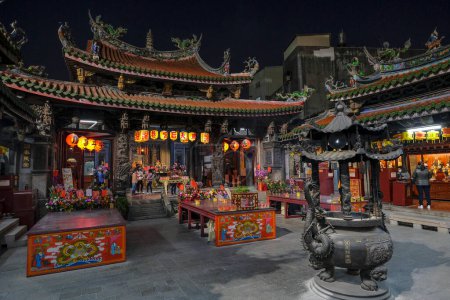 Téléchargez les photos : Lukang, Taiwan - 1 février 2023 : Le temple Lukang Tianhou aussi connu sous le nom de temple Lukang Mazu, est un temple chinois à Lukang, Taiwan. - en image libre de droit