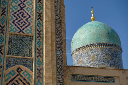 Téléchargez les photos : Détail de la Madrasah Barak Khan à Tachkent, Ouzbékistan. - en image libre de droit