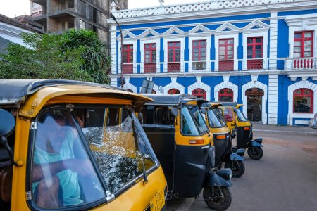 Photo for Panaji, India - February 2, 2024: Auto rickshaws stop in front of the Church of the Immaculate Conception in Panaji, Goa, India. - Royalty Free Image