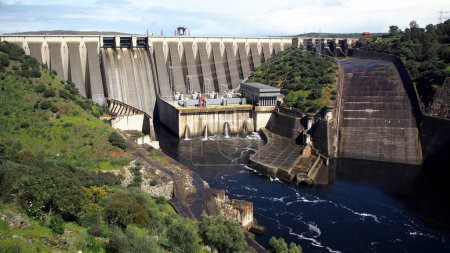 Barrage d'Alcantara, alias barrage Jose Maria de Oriol - Alcantara II, barrage de contrefort sur le Tage construit en 1969, Alcantara, Caceres, Espagne - 9 mars 2024