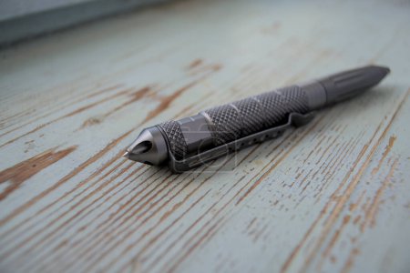 Ballpoint pen made of metal.