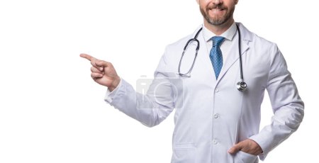 Téléchargez les photos : Cropped view of doctor with stethoscope. doctor isolated on white. medical doctor point finger. - en image libre de droit