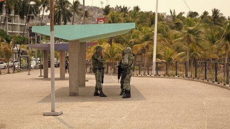 Foto de Acapulco, México - 12 de mayo de 2019: militares oficiales del ejército. - Imagen libre de derechos
