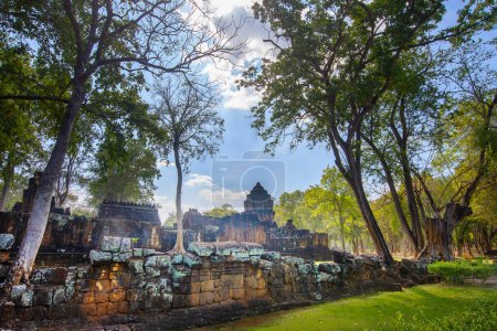 Photo for Beautiful scenery of Prasat Mueang Sing Historical Park at Kanchanaburi province one of famous tourist attractions in Thailand. - Royalty Free Image