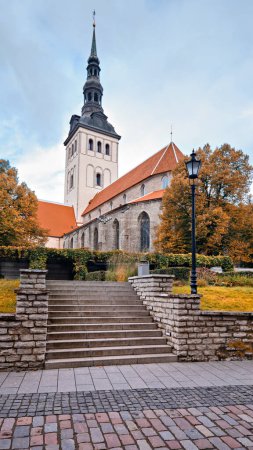Foto de Iglesia de San Nicolás en Tallin, Estonia. - Imagen libre de derechos