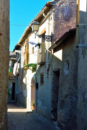 Blick auf das historische Zentrum von Zungri Kalabrien Italien