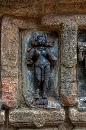 Téléchargez les photos : 07 21 2007 L'un des soixante-quatre yoginis du 9ème siècle Yogini Temple, adoré pour leur aide à la déesse Durga, Hirapur près de Bhubaneshwar Odisha Orissa Inde Asie. - en image libre de droit