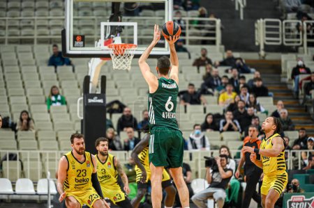 Téléchargez les photos : 6 GEORGIOS PAPAGIANNIS of Panathinaikos BC during the Euroleague, Round 18, match between Panathinaikos BC and Fenerbahce Beko Istanbul at Oaka Altion on January 10, 2023 in Athens, Greece. - Credit: Stefanos Kyriazis/LiveMedi - en image libre de droit