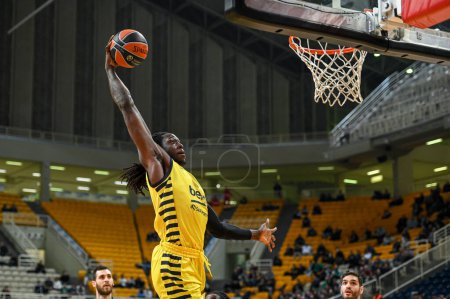 Téléchargez les photos : 0 JOHNATHAN MOTLEY of Fenerbahce Beko Istanbul during the Euroleague, Round 18, match between Panathinaikos BC and Fenerbahce Beko Istanbul at Oaka Altion on January 10, 2023 in Athens, Greece. - Credit: Stefanos Kyriazis/LiveMedi - en image libre de droit