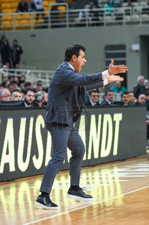 Photo for Head coach DIMITRIS ITOUDIS of Fenerbahce Beko Istanbul during the Euroleague, Round 18, match between Panathinaikos BC and Fenerbahce Beko Istanbul at Oaka Altion on January 10, 2023 in Athens, Greece. - Credit: Stefanos Kyriazis/LiveMedi - Royalty Free Image