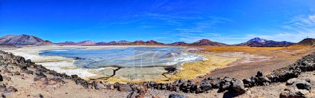 Téléchargez les photos : Point de vue Salar de Aguas Calientes - Désert d'Atacama - San Pedro de Atacama. - en image libre de droit