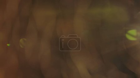 Téléchargez les photos : Abstrait brun doré fond clair flou bokeh - en image libre de droit