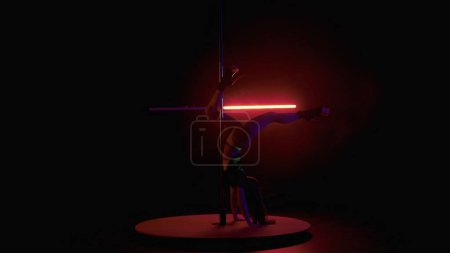 Téléchargez les photos : Pole dance. Jeune femme dansant dans un studio sombre sur fond de néons rouges dans des bouffées de fumée. Strip-tease féminin dansant. Femme sexy en chaussures à talons hauts - en image libre de droit