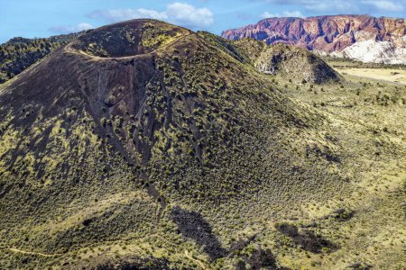 Der Cinder Cone ist ein Scoria-Krater, der zum Vulkansystem von Santa Clara in Utah gehört. USA