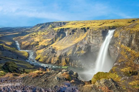 Téléchargez les photos : Cascade d'Haifoss en Islande. Suderland area, Europe - en image libre de droit
