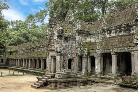 Ruines antiques du temple Ta Prohm ou Rajavihara au Cambodge à Angkor.