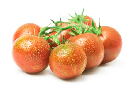 Téléchargez les photos : Photo en gros plan de tomates avec gouttes d'eau - en image libre de droit