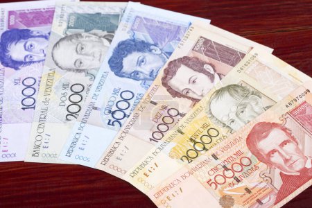 Téléchargez les photos : Old Venezuelan money - bolivar a business background - en image libre de droit