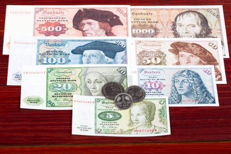 Foto de Dinero de Alemania Occidental - Marcas - monedas y billetes - Imagen libre de derechos