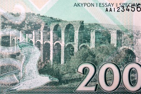 Foto de Acueducto romano en la isla de Lesbos del dinero griego - Imagen libre de derechos