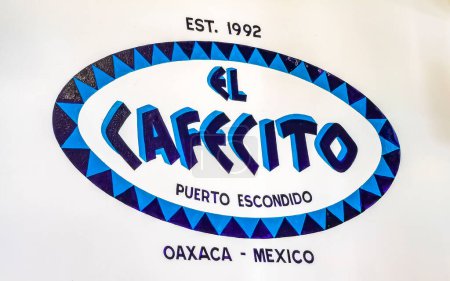 Foto de Signo azul y blanco nombre del restaurante El Cafecito en Zicatela Puerto Escondido México. - Imagen libre de derechos
