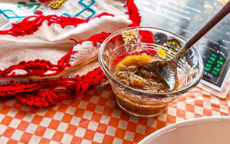 Foto de Salsa picante de chile rojo mexicano en Zicatela Puerto Escondido Oaxaca México. - Imagen libre de derechos