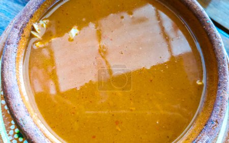 Téléchargez les photos : Soupe mexicaine aztèque dans un restaurant à Playa del Carmen Quintana Roo Mexique. - en image libre de droit
