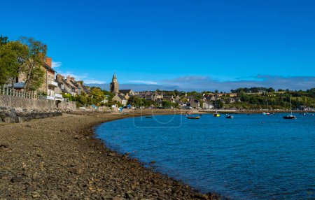 Téléchargez les photos : Village breton pittoresque Saint Suliac Sur La Côte Atlantique Dans le département Ille et Vilaine En Bretagne, France - en image libre de droit