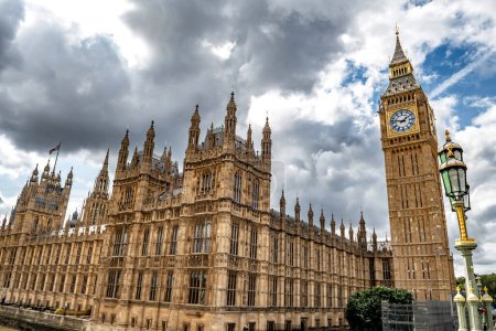 Téléchargez les photos : Big Ben Et Chambre Du Parlement Au Palais De Westminster Du Pont De Westminster à Londres, Royaume-Uni - en image libre de droit