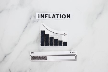 Téléchargez les photos : Inflation rates going down, text with graph showing stats decreasing and progress bar loading underneat - en image libre de droit