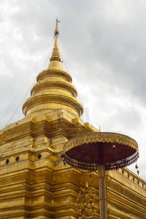 Sri Wat Pra That Chomthong vora vihan, Pagoda en Chiangmai
