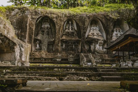 Temple historique Pura Gunung Kawi. Bali ancienne architecture, montagne kawi avec tombes royales
