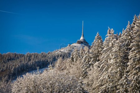 Téléchargez les photos : Panorama from jested in winter - en image libre de droit