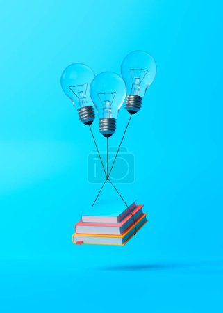 Foto de Libros con bombillas volando sobre fondo azul. Concepto educativo. Renderizado 3D, ilustración 3D - Imagen libre de derechos