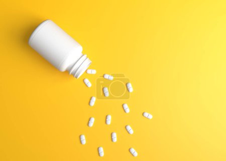 Téléchargez les photos : Pilules blanches et bouteille sur fond jaune, traitement médical, concept pharmaceutique ou médicamenteux. Illustration de rendu 3D - en image libre de droit