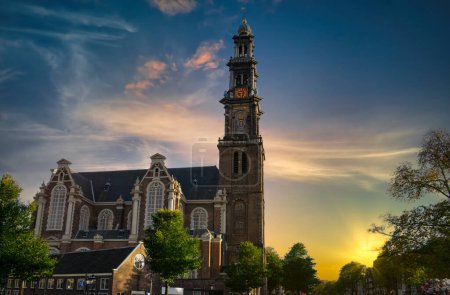 Foto de Iglesia de Westerkerk, situada en el centro de Ámsterdam, Países Bajos. - Imagen libre de derechos