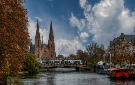Foto de Church of Saint Paul in Strasbourg, France - Imagen libre de derechos
