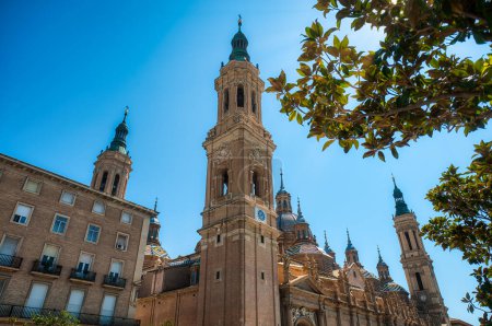 Téléchargez les photos : Basilique Notre-Dame du Pilier, Saragosse, Espagne - en image libre de droit