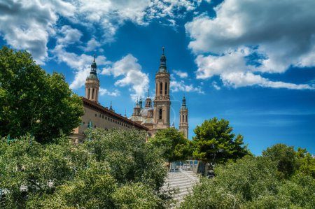 Photo for Zaragoza is the capital of Aragon, one of the autonomous communities in northeastern Spain. In the center of the city is the baroque basilica of Our Lady of Pilar, Spain - Royalty Free Image