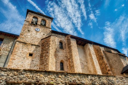 Téléchargez les photos : Sallent de Gllego est une municipalité espagnole, appartenant à la région Alto Gllego, au nord de la province de Huesca, communauté autonome d'Aragon - en image libre de droit