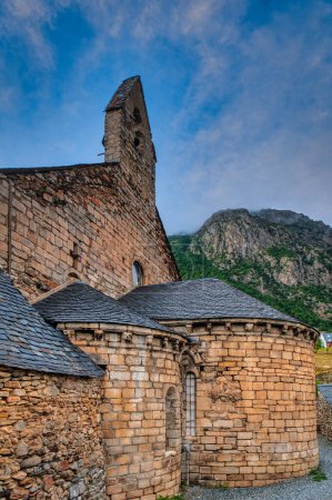 Téléchargez les photos : Salardu est la capitale de la commune d'Alto Arn située dans la province de Lerida, dans la communauté autonome de Catalogne, en Espagne. - en image libre de droit