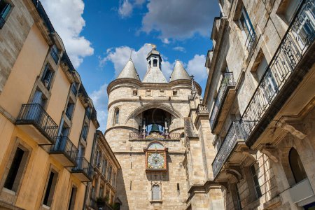 Cailhau-Tor, Denkmal aus dem Jahr 1495, das einer Burg ähnelt und der Haupteingang zur Stadt Bordeaux war
