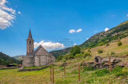 Montgarri ist eine Stadt in der Gemeinde Alto Aran, in der Region Valle de Aran in den Pyrenäen von Lleida, Katalonien, Spanien.