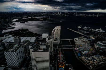 Foto de Paisaje urbano visto desde Yokohama Landmark Tower. Ubicación del disparo: Nishi-ku, Yokohama - Imagen libre de derechos