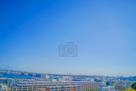Téléchargez les photos : Une vue depuis le parc des collines où vous pouvez voir le port. Lieu de tournage : Naka -ku, Yokohama -shi - en image libre de droit